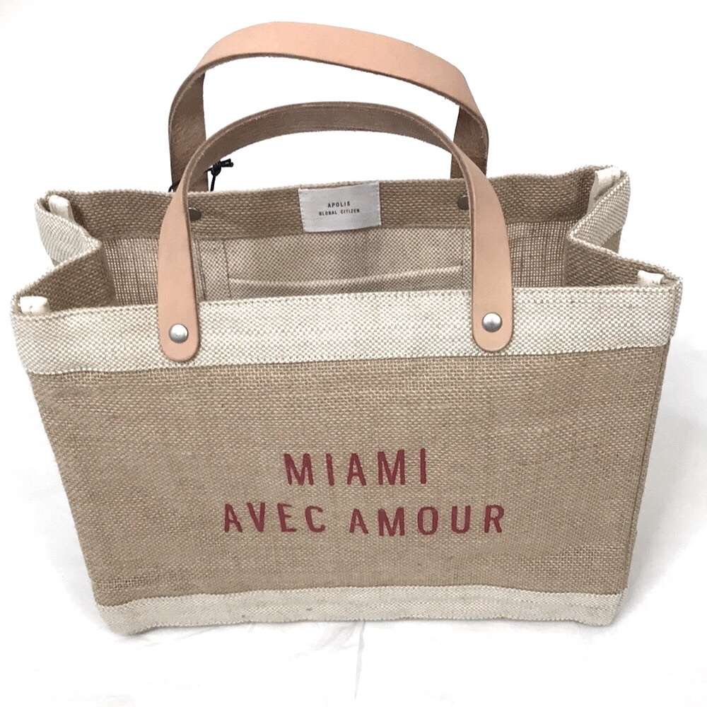 NWOT APOLIS Petite Market Bag”MIAMI AVEC AMOUR”